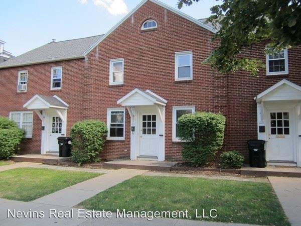 Foto principal - 228-232 E Foster Ave