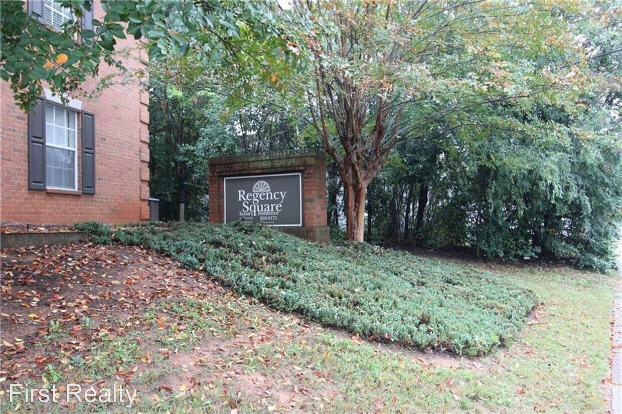 Primary Photo - 3 br, 3 bath House - 324 N. Ross Street, U...
