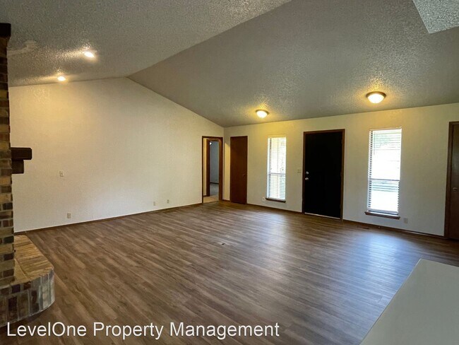 Foto del edificio - 3 br, 2 bath House - 903 Northbrook Avenue