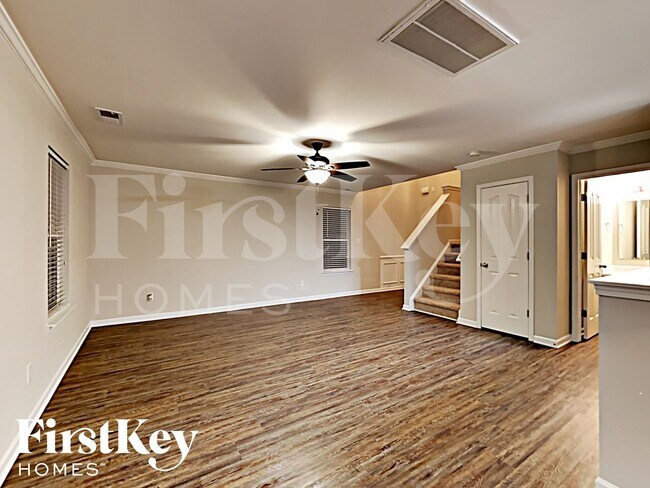 Foto del edificio - 2434 Cairns Mill Court