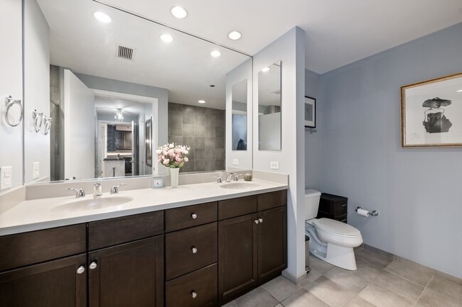 Building Photo - 130 N Garland Ct