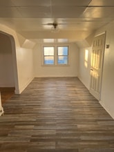 Building Photo - 12209 Corlett Ave