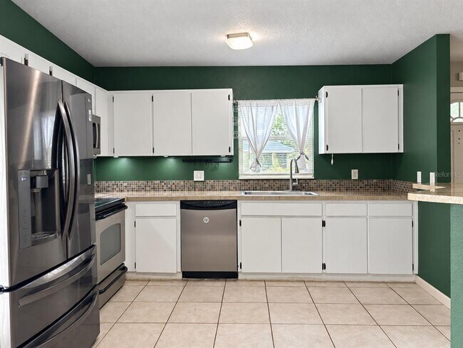 Foto del edificio - 9620 N Connechusett Rd