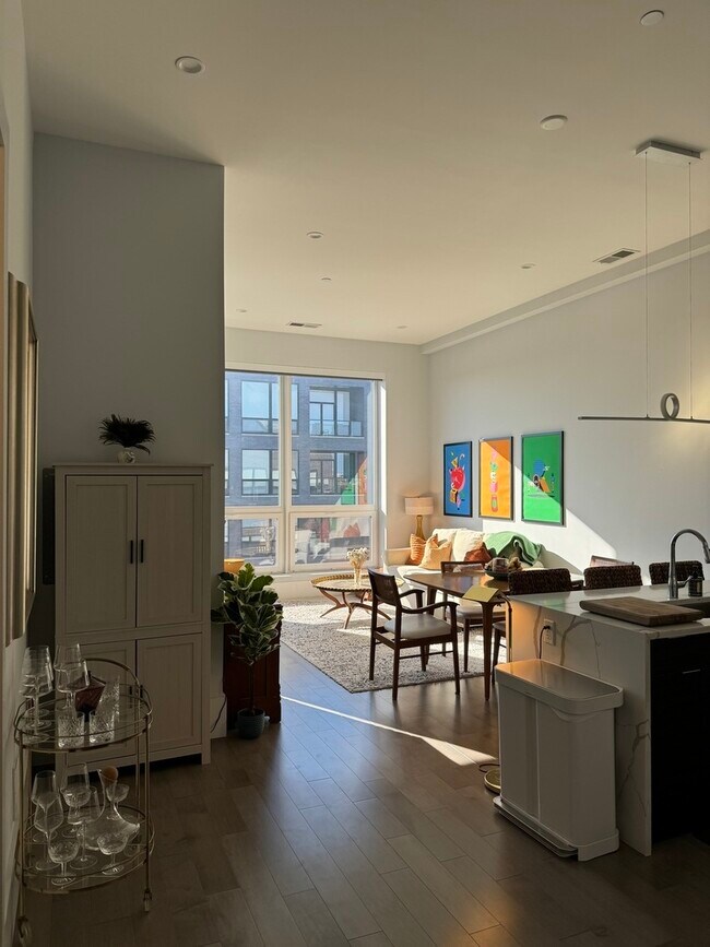 Foto del edificio - 2353 W Wabansia Ave