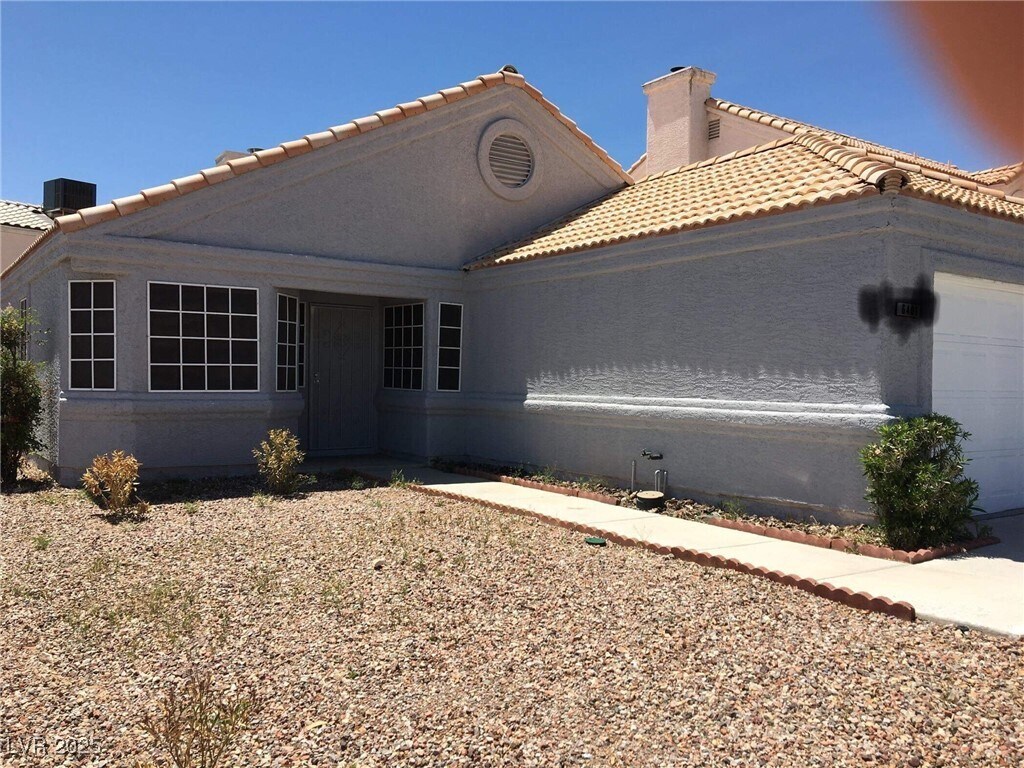 Primary Photo - 6401 Fresh Meadows Ln