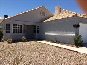 Building Photo - 6401 Fresh Meadows Ln