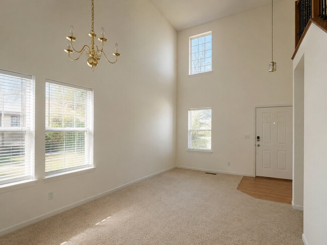 Foto del edificio - Wonderful Home w/ Breathtaking Mountain View! AVAILABLE 7/5