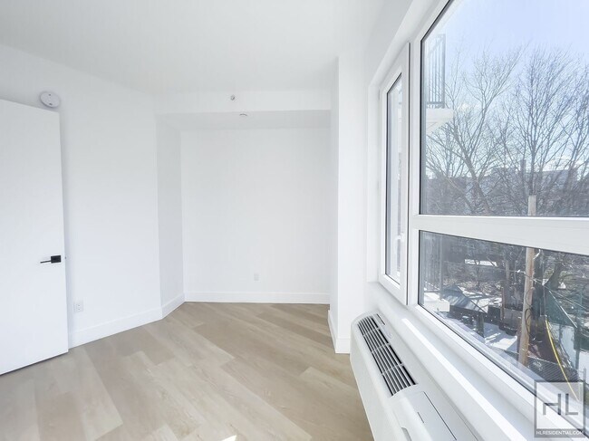 Foto del edificio - President Street / Crown Heights / Spaciou...