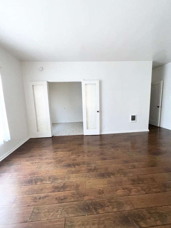 Building Photo - 615 Normandie Ave