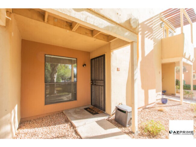 Foto del edificio - Experience the charm of this stunning 2/2 ...