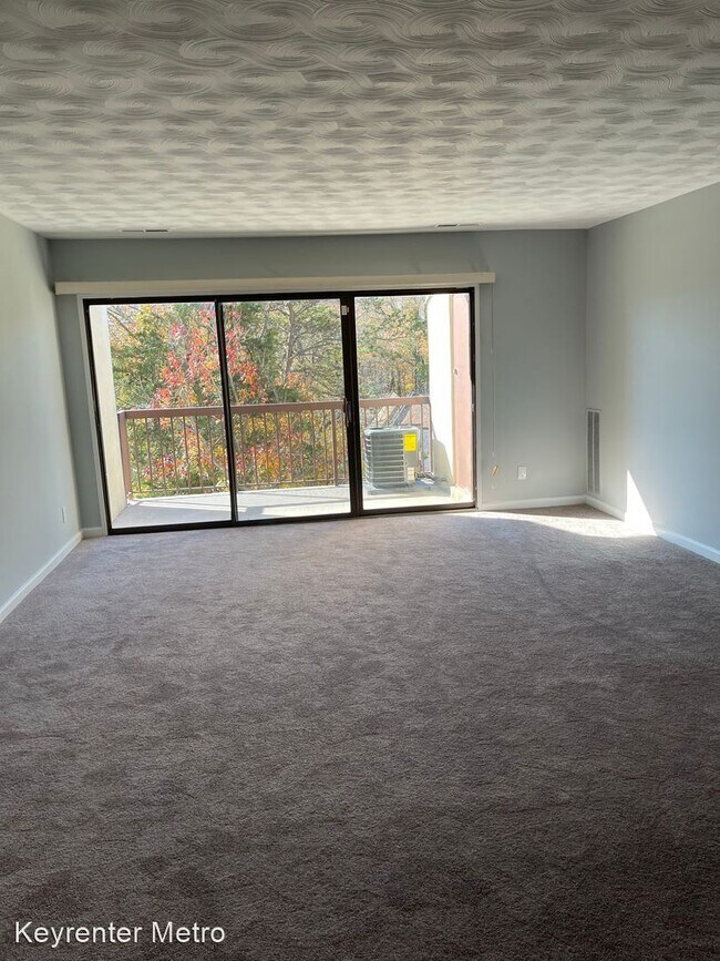Building Photo - 1 br, 1 bath House - 10135 Prince Place #403