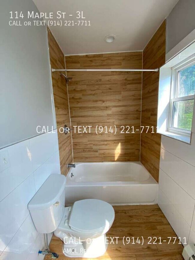 Foto del edificio - 114 Maple St