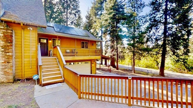 Building Photo - 6700 Ridgeway Dr