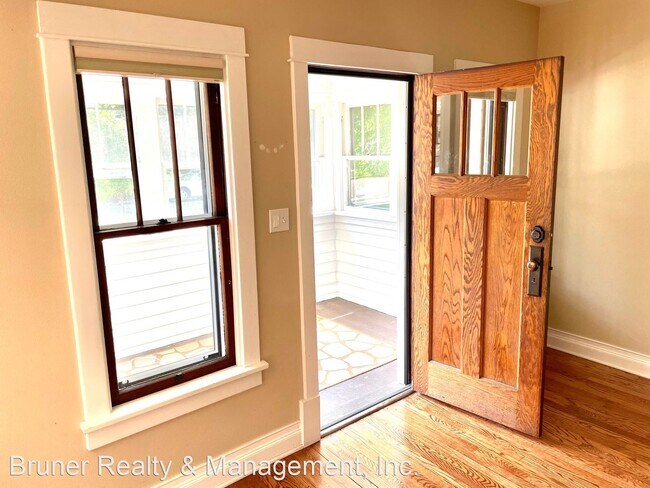 Building Photo - 3 br, 2 bath House - 2612 Stevens Street