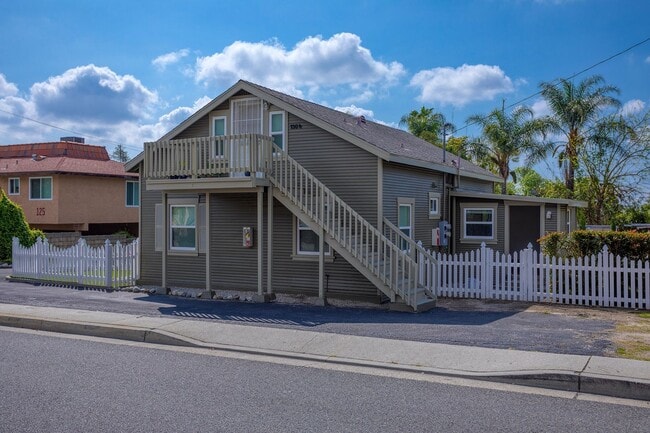 Building Photo - mar130