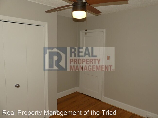 Building Photo - 2 br, 1 bath House - 2305 Pisgah Church Road