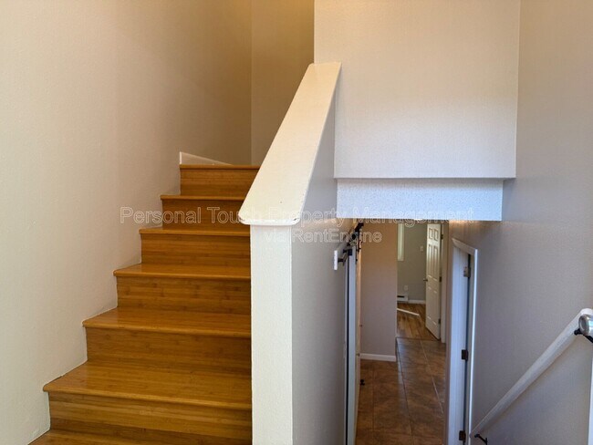 Foto del edificio - 2119 2nd Ave E
