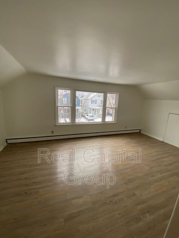 Foto del edificio - 180 Euclid Ave