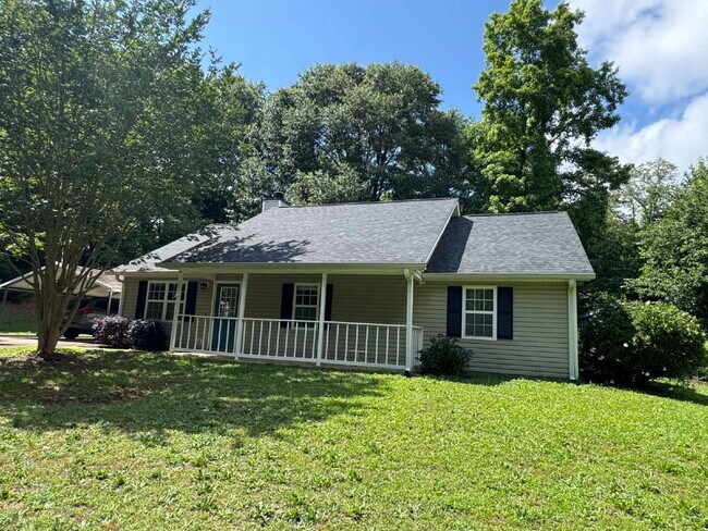 Foto del edificio - Spacious 3 Bed / 2 Bath Ranch in Establish...