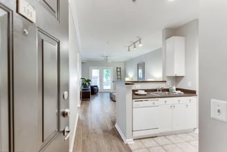 Building Photo - 2765 Centerboro Dr
