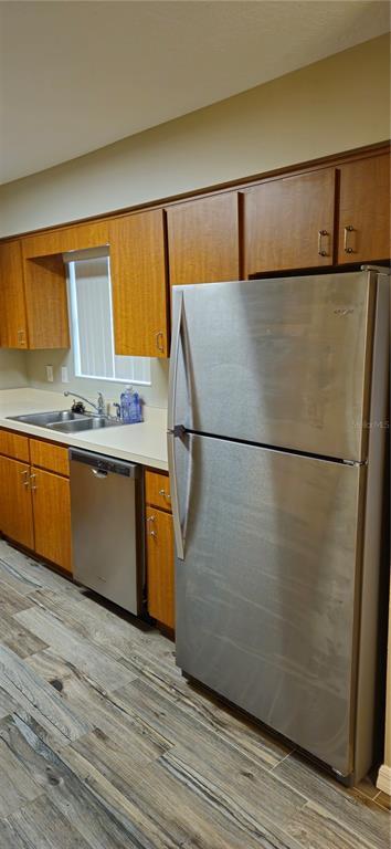 Foto del edificio - 1568 Grove Ct