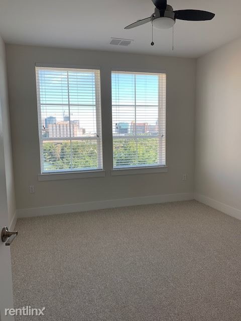 Building Photo - 3 br, 2 bath  - 735 Main Ln