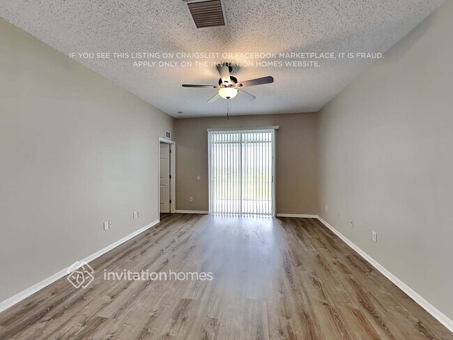 Foto del edificio - 4417 Tarkington Dr