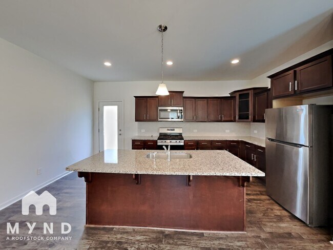 Foto del edificio - 2015 Creeks Landing Dr