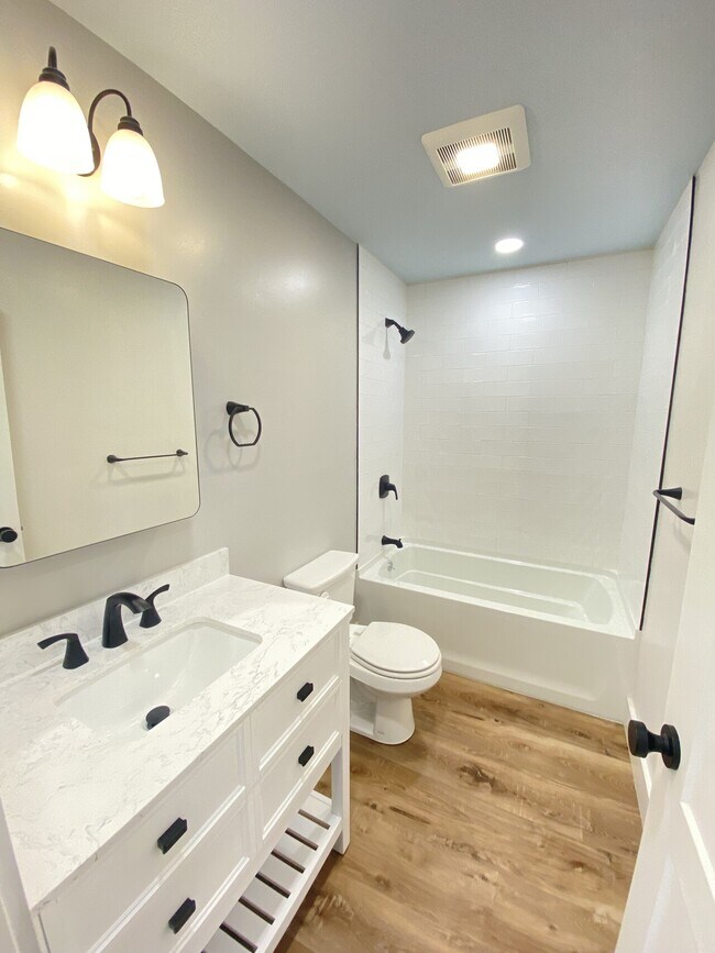 Building Photo - WAITING LIST for Bronson Street Apartment ...