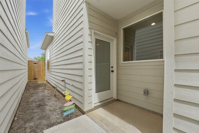 Foto del edificio - 4307 Larkspur St