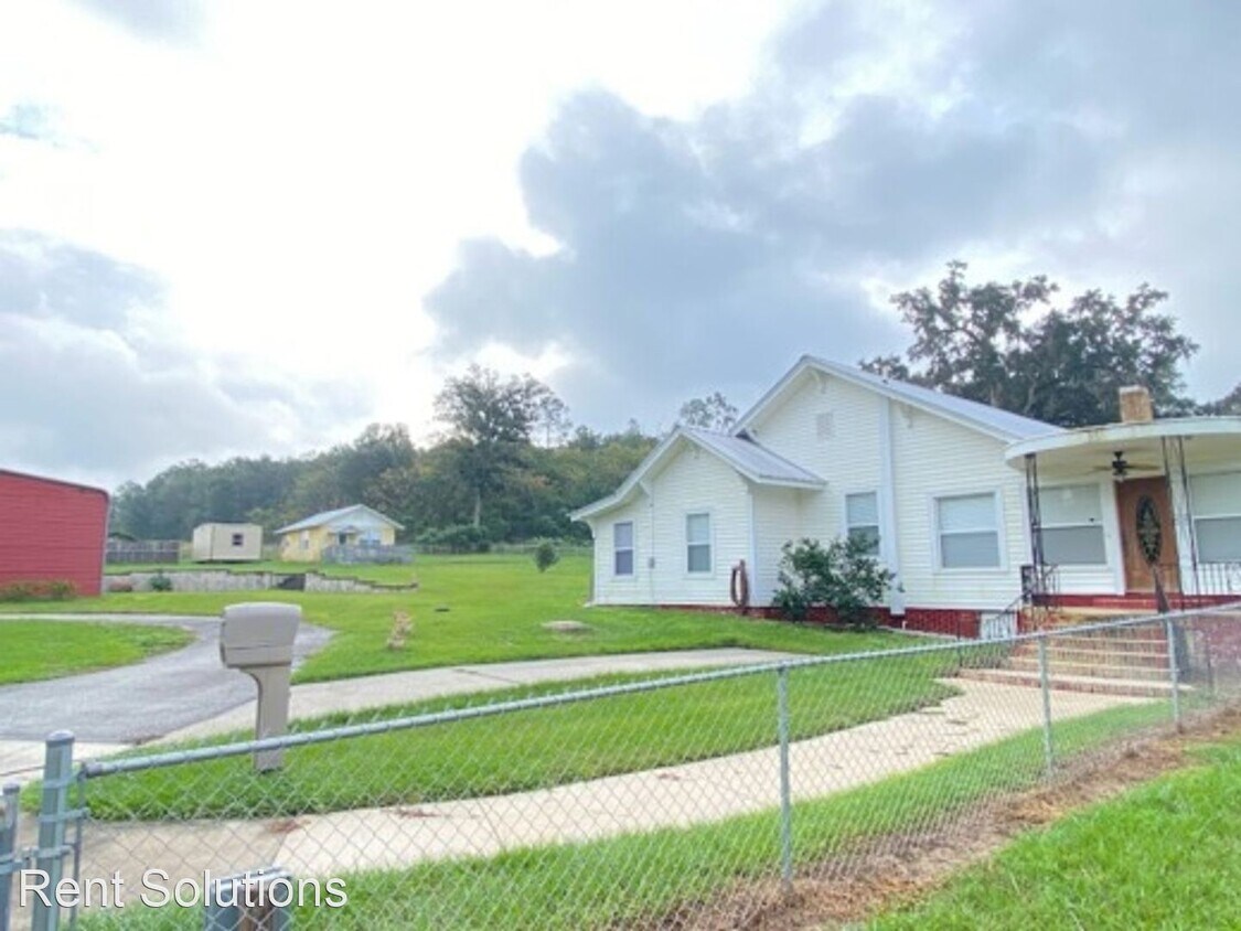 Foto principal - 4 br, 3 bath House - 11212 Fort King Rd