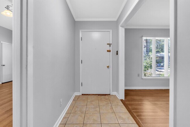 Foto del edificio - 1130 Wheaton St