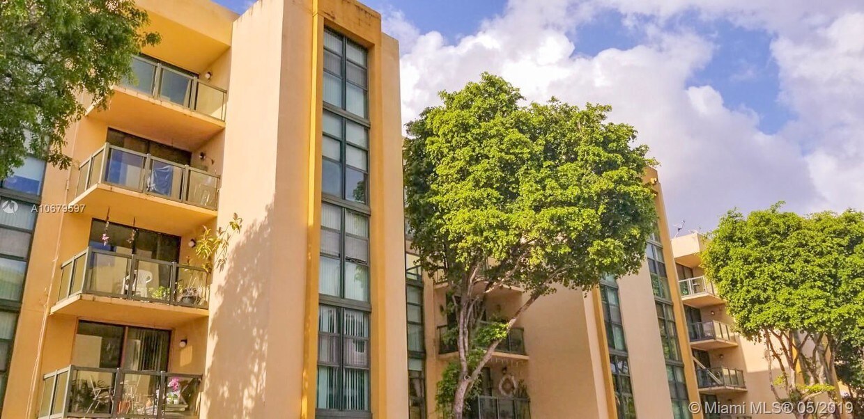 Primary Photo - 11750 SW 18th St