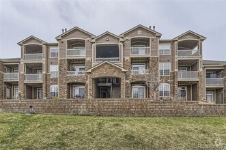 Building Photo - 7440 S Blackhawk St