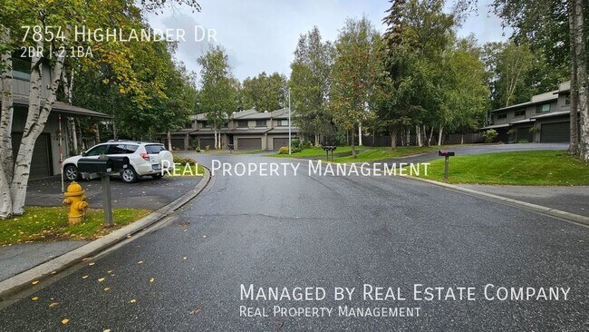 Building Photo - Spacious Anchorage Two Bed Townhome with O...