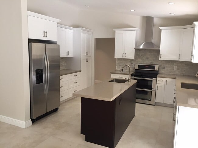 Foto del edificio - 7508 Chester Terrace