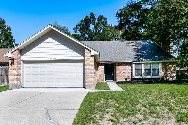 Building Photo - 25302 Hollybush Ln