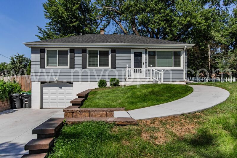 Foto principal - 7462 Rogers Rd