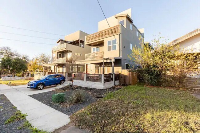 Building Photo - 615 Fulton Ave