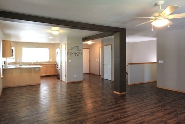 Foto del edificio - 4108 S Waverly Pl