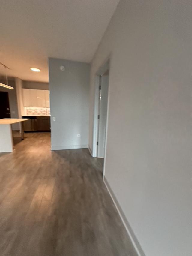 Building Photo - 2 bedroom in Chicago IL 60613