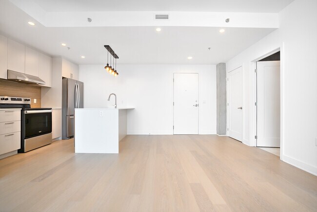 Living room - 7070 Boul Newman