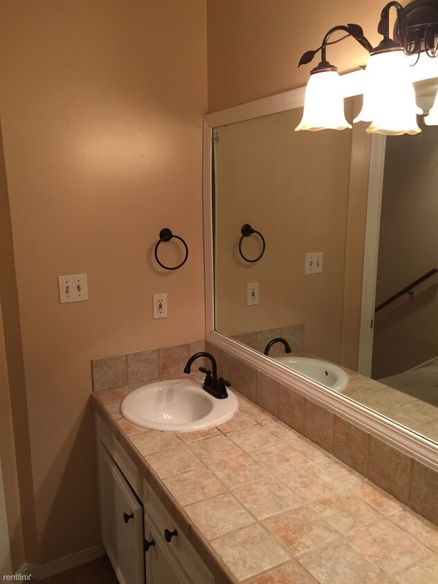 Foto principal - 583 Boardwalk Blvd