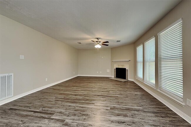Building Photo - 10623 Mist Ln