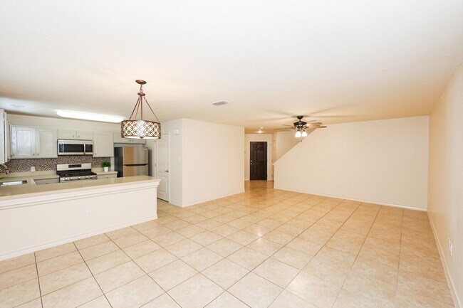 Foto del edificio - 9813 Sandhill Dr