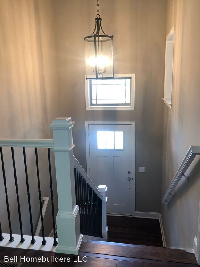 Building Photo - 4 br, 3 bath House - 6491 Frankfurt Road