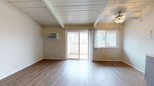 Interior Photo - Harbor at Mesa Verde