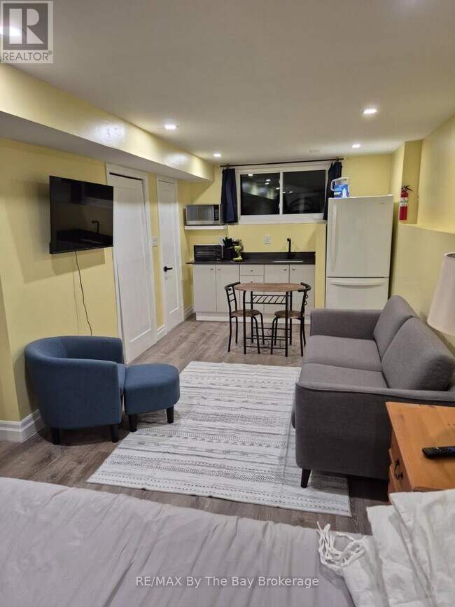 Photo du bâtiment - 7 Harbour Crescent