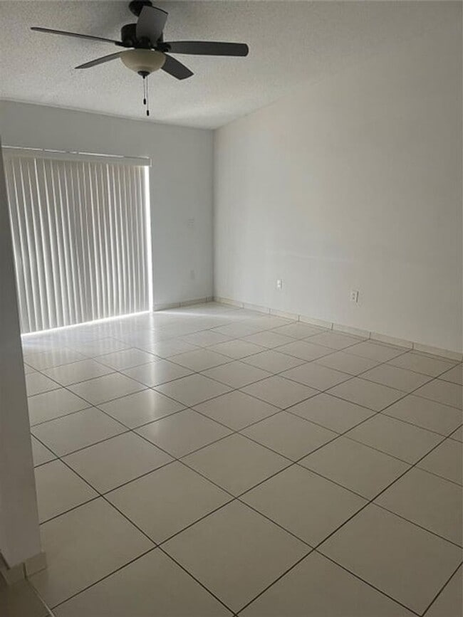 Foto del edificio - 13412 NW 5th Pl