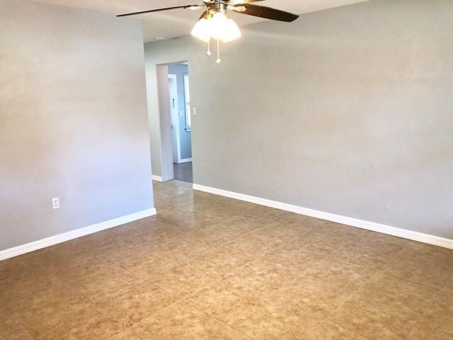 Foto del edificio - Sanford - 3 Bedroom 1 Bathroom - 1095.00